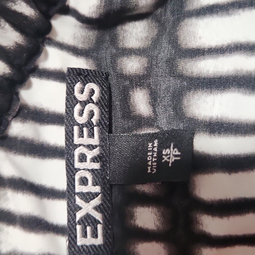 Express One Shoulder Ruffle Dress- XS - Picture 5 of 8